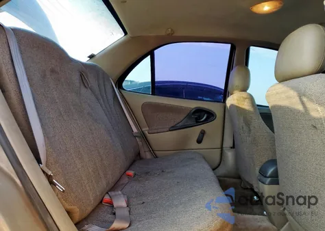 2002 Chevrolet Cavalier Base из США, поврежденный, VIN 1G1JC524X27378628